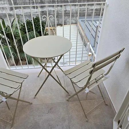 Bellini House Mola di Bari